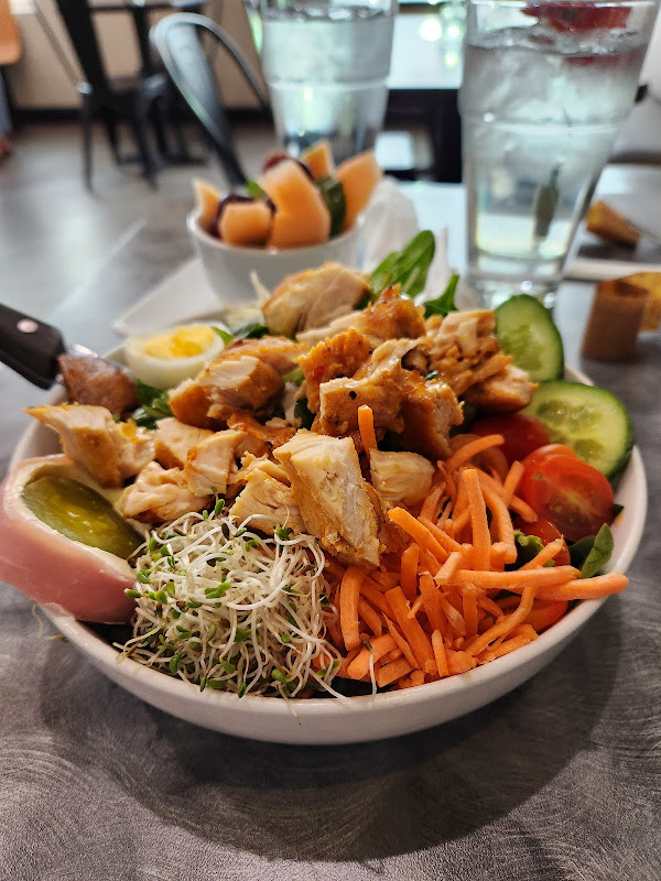 Clayton Farms Salads photo 3