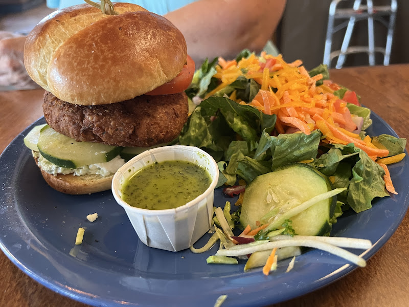 CRAVE American Kitchen & Sushi Bar (Hilton Garden Inn - Sioux Falls) photo 5