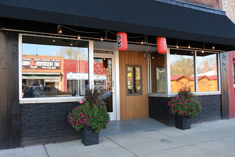 Dells Pizza Lab photo 4