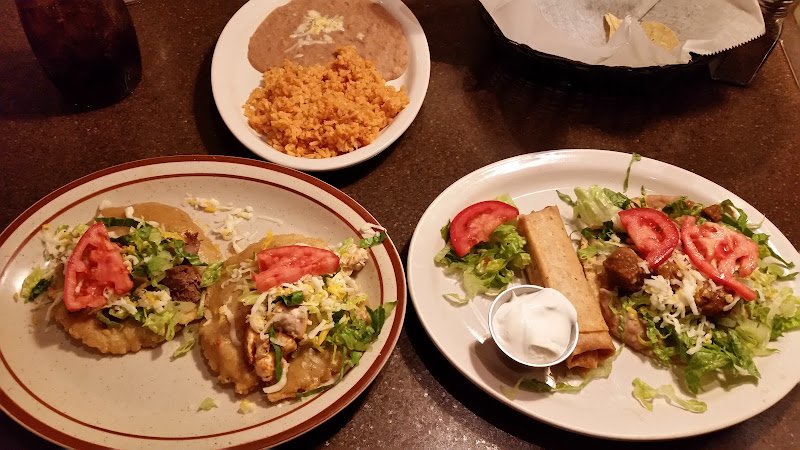 El Tipico Restaurant