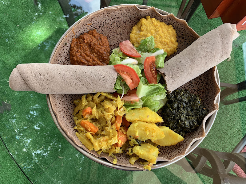 Emzara's Buffet photo 2