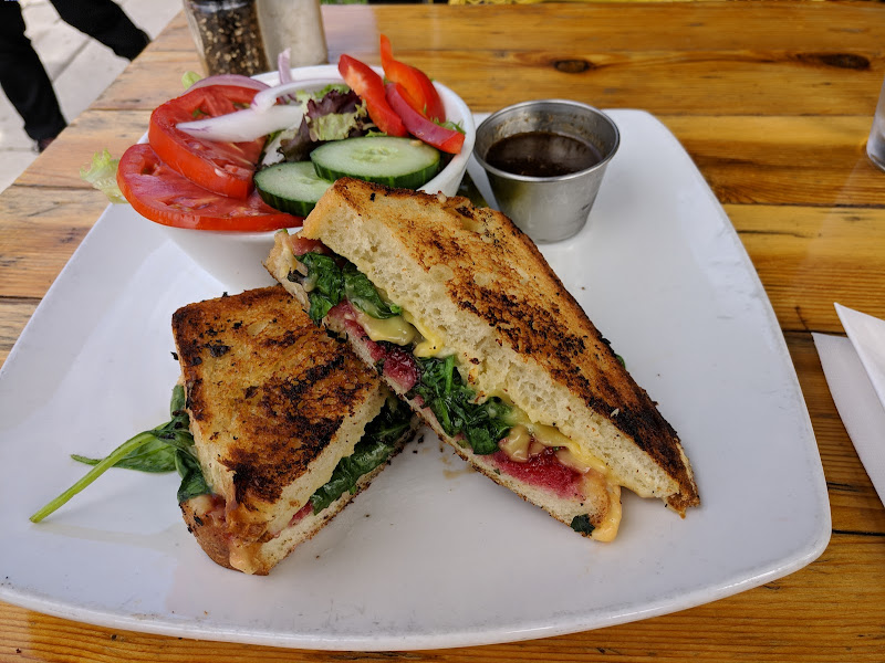 Loya Organic Middle Eastern Grill photo 4