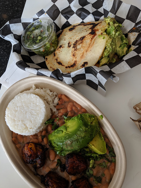 MAIZ colombian street food photo 5