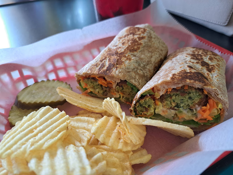 Nature’s Plate Cafe & Juice Bar photo 2