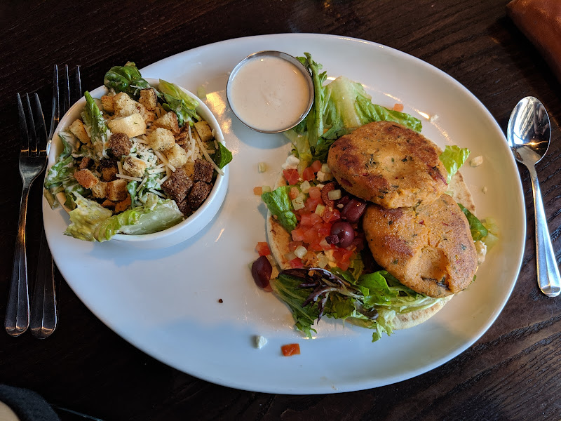 Nosh Restaurant and Wine Lounge