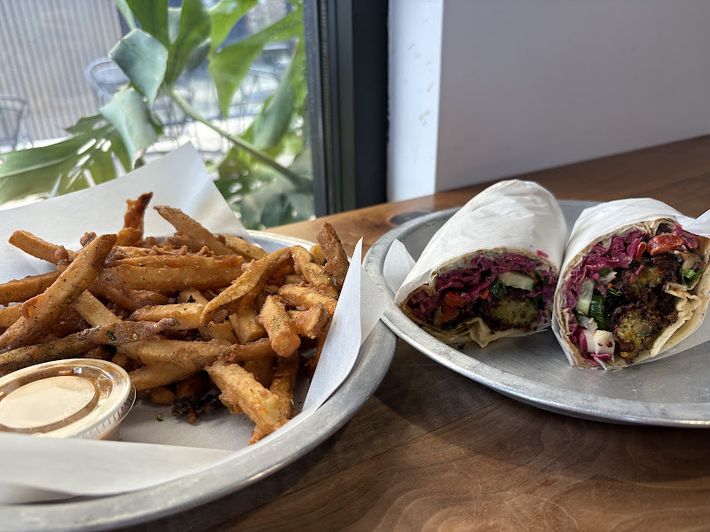 Nourish Café & Market photo 4