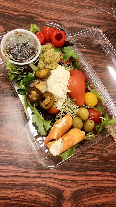 Roots Natural Kitchen photo 2