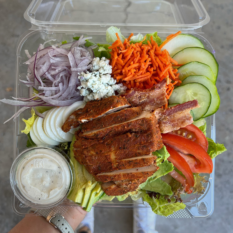 RUSSELL'S by Eat Healthy Kauai