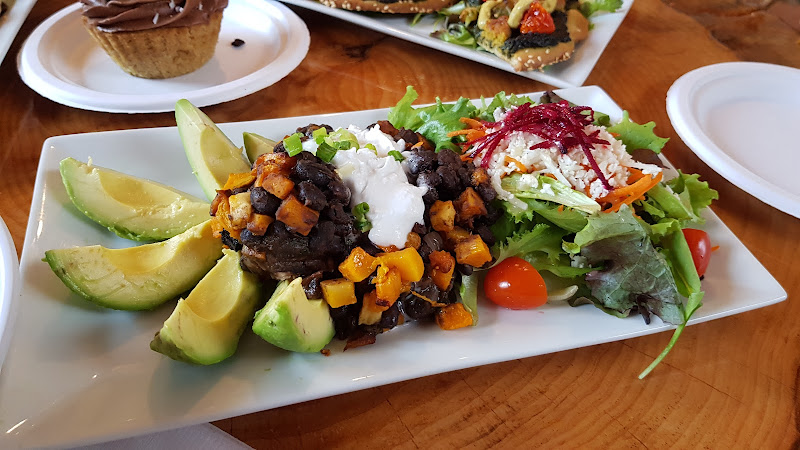 Shandals Vegetarian Cafe photo 2