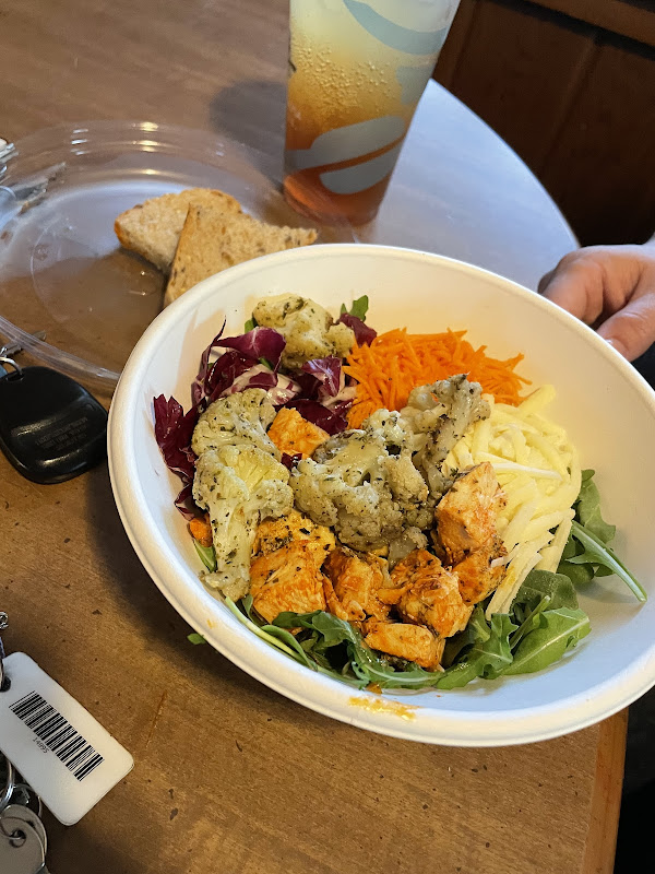 sweetgreen photo 2
