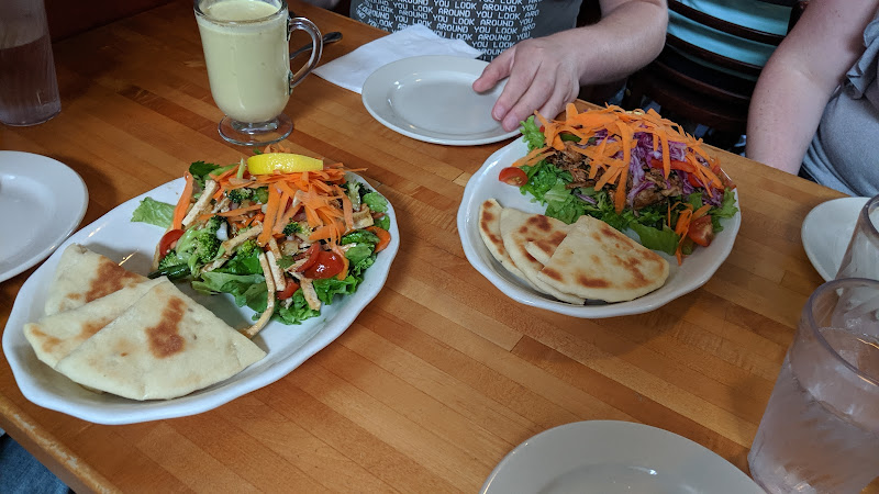 Temple Goddess + Adonis Burger Co. + Organic Goddess Juice & Smoothie Bar photo 4