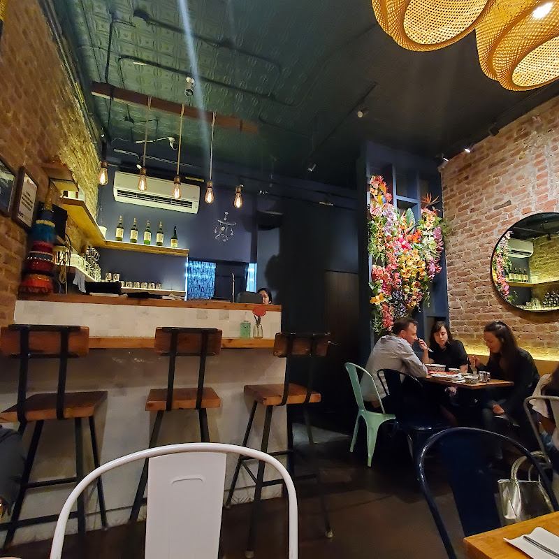 The Blue Dog Cookhouse & Bar