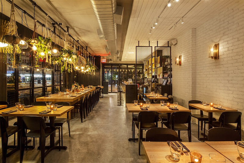 The Blue Dog Cookhouse & Bar photo 2