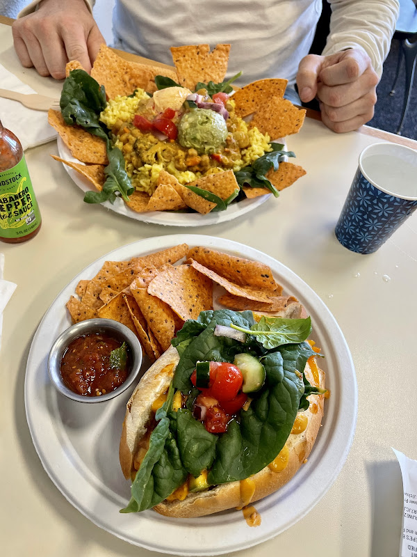 Veg.Edible Take Out Eatery + Bakery