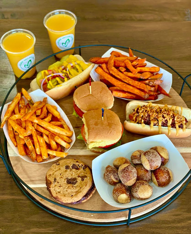 Vegan Mami : Smoothies, Sandwiches, Bowls, Herbs, and More! photo 3