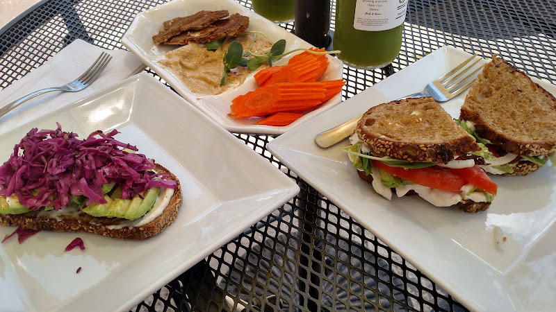 Zizi's Vegan Food Truck photo 2